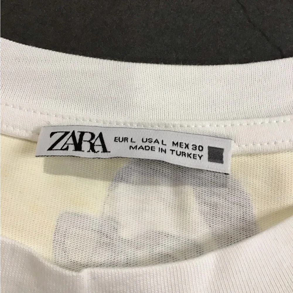 Zara Graphic White T-Shirt NEW - Picture 4 of 8